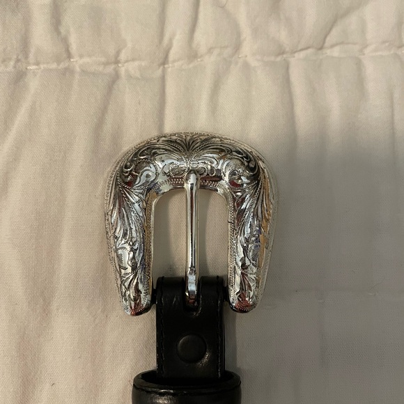 Vintage Tony Lama Black Leather and Silver Concho Women's Western Belt - Picture 3 of 4